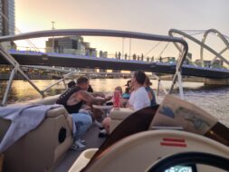 self-drive-boat-hire-melbourne